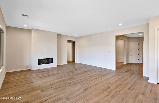 13382 N Sanidine Drive, Oro Valley, AZ 85755