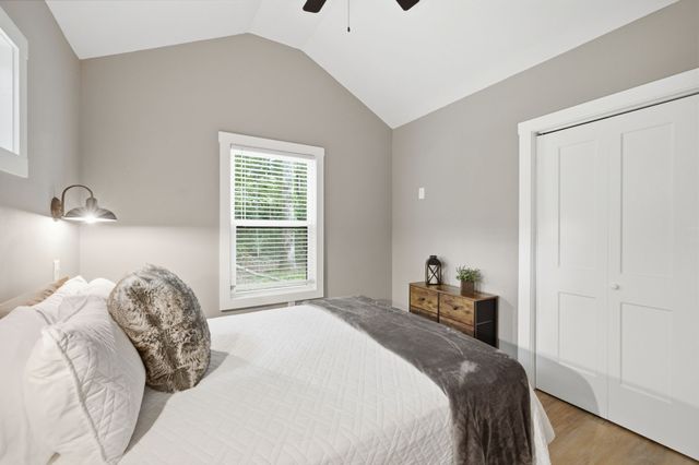 235 Waters Edge Way, Tracy City, TN 37387
