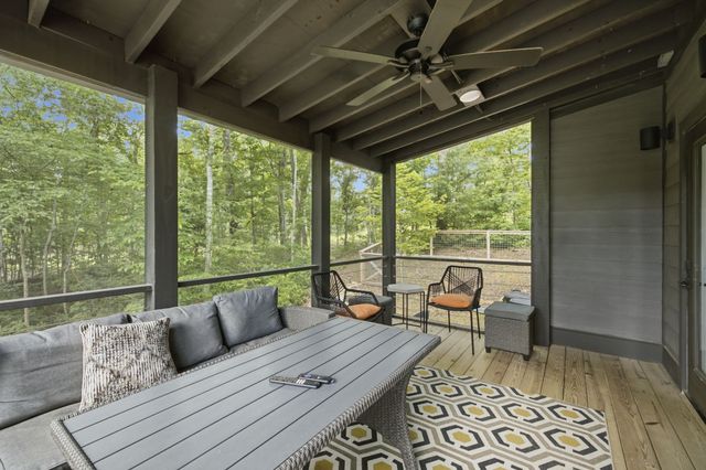 235 Waters Edge Way, Tracy City, TN 37387