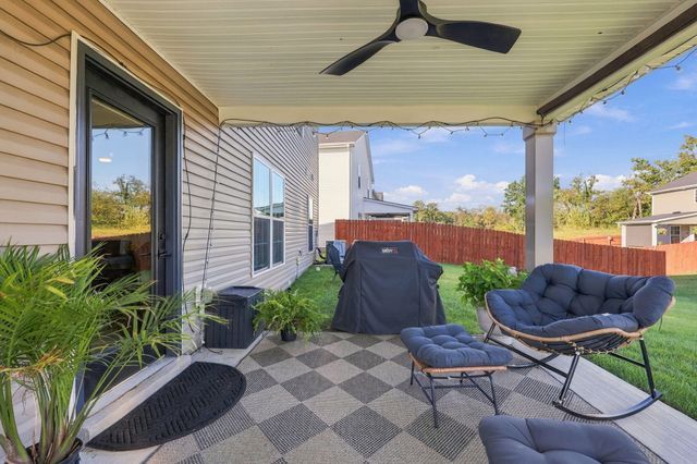 1521 Hayfield Flat, Lexington, KY 40509