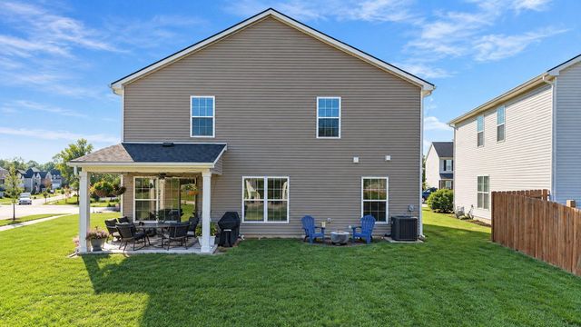 1521 Hayfield Flat, Lexington, KY 40509