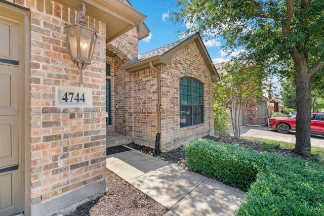 4744 Van Zandt Drive, Fort Worth, TX 76244