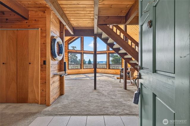 6360 Apple Lane, Freeland, WA 98249