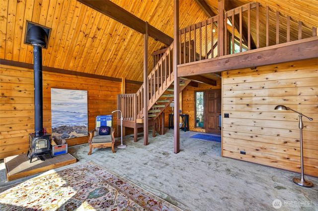 6360 Apple Lane, Freeland, WA 98249
