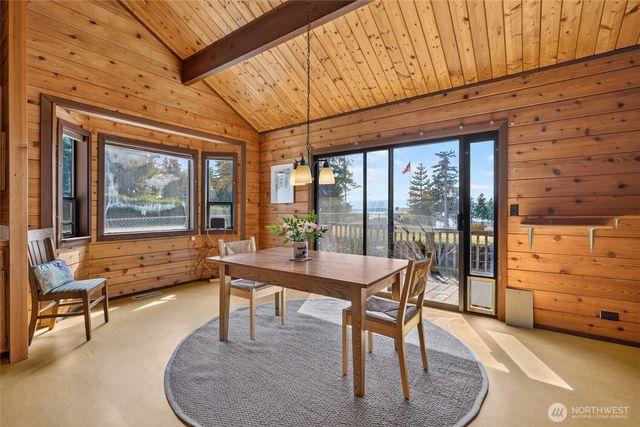 6360 Apple Lane, Freeland, WA 98249