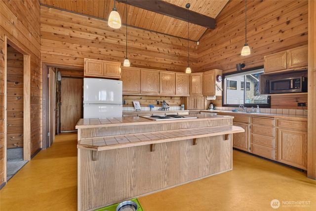 6360 Apple Lane, Freeland, WA 98249