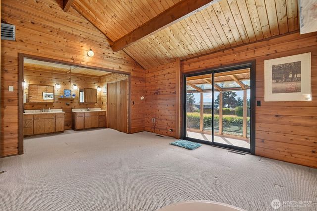 6360 Apple Lane, Freeland, WA 98249