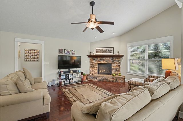 622 Willow Point Court, Troy, OH 45373
