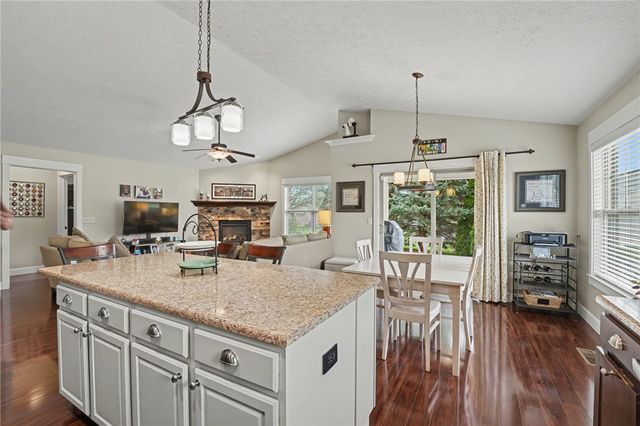 622 Willow Point Court, Troy, OH 45373