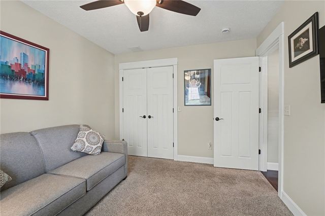 622 Willow Point Court, Troy, OH 45373