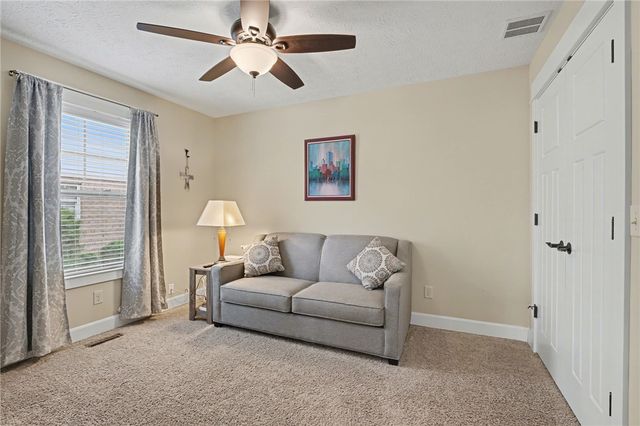 622 Willow Point Court, Troy, OH 45373