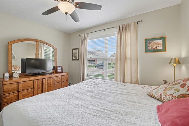 622 Willow Point Court, Troy, OH 45373