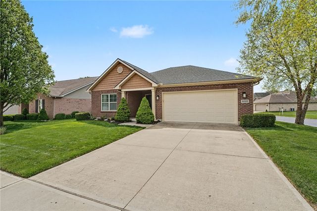 622 Willow Point Court, Troy, OH 45373