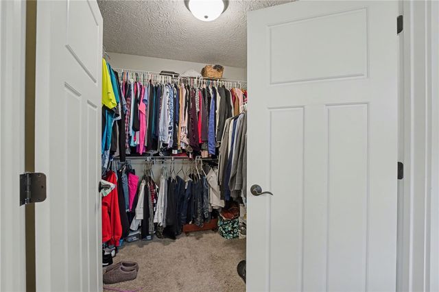 622 Willow Point Court, Troy, OH 45373