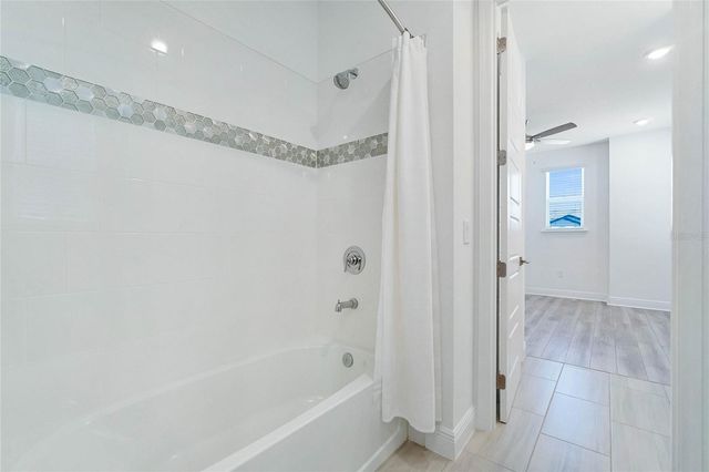 7446 ALPINE BUTTERFLY LANE, Orlando, FL 32819