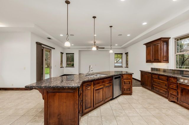 1746 Hidden Valley Ln, Auburn, CA 95602