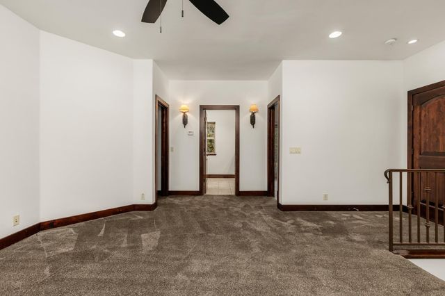 1746 Hidden Valley Ln, Auburn, CA 95602