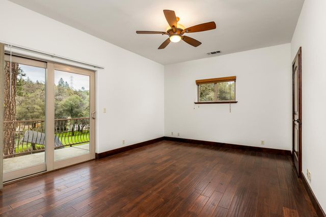 1746 Hidden Valley Ln, Auburn, CA 95602