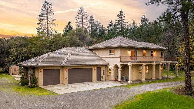 1746 Hidden Valley Ln, Auburn, CA 95602