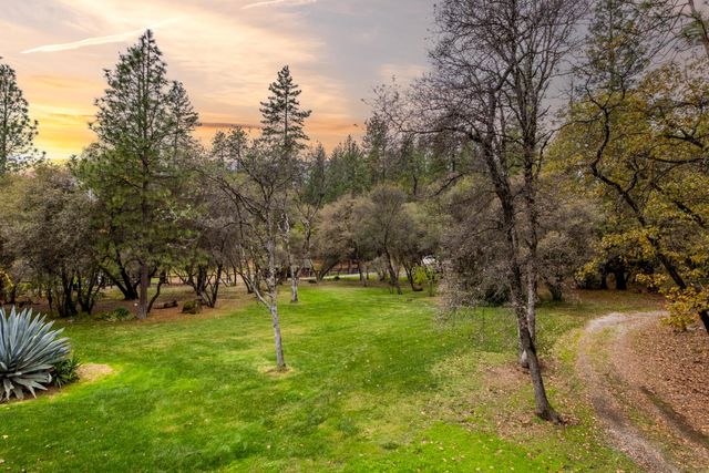 1746 Hidden Valley Ln, Auburn, CA 95602