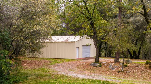 1746 Hidden Valley Ln, Auburn, CA 95602