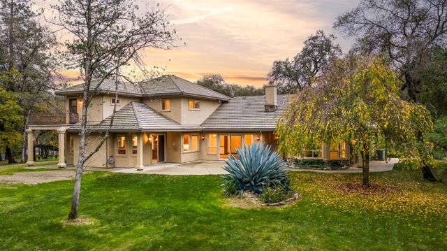 1746 Hidden Valley Ln, Auburn, CA 95602