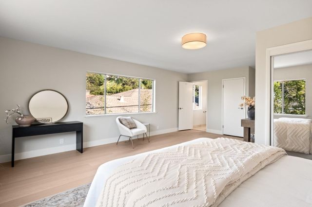 1709 Hillman Avenue, Belmont, CA 94002