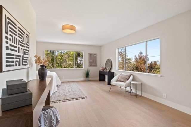 1709 Hillman Avenue, Belmont, CA 94002