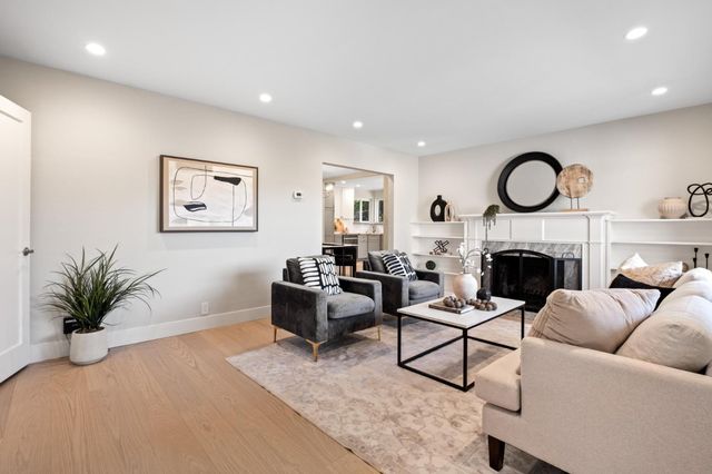 1709 Hillman Avenue, Belmont, CA 94002