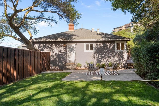 1709 Hillman Avenue, Belmont, CA 94002