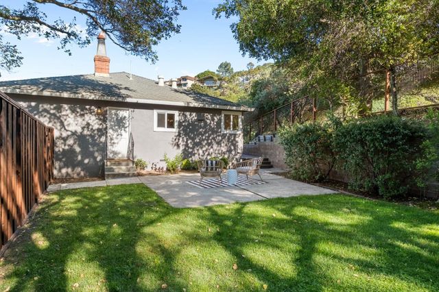 1709 Hillman Avenue, Belmont, CA 94002