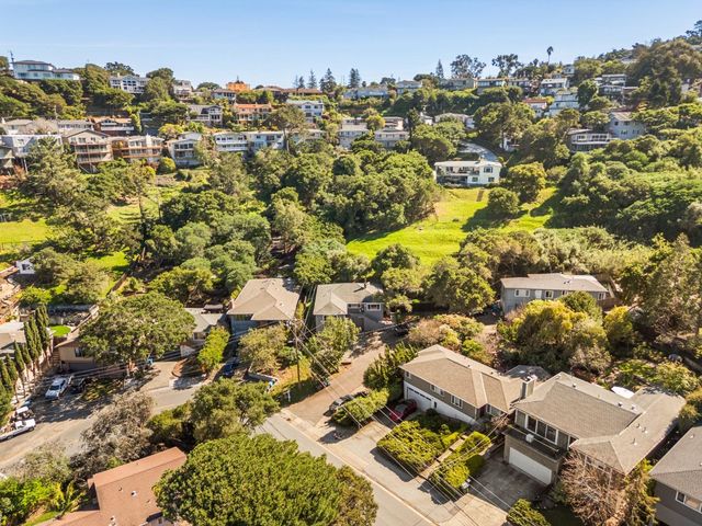 1709 Hillman Avenue, Belmont, CA 94002