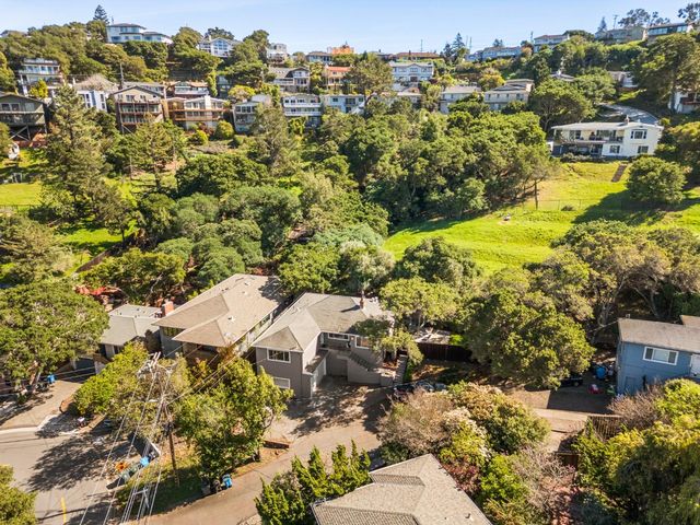 1709 Hillman Avenue, Belmont, CA 94002