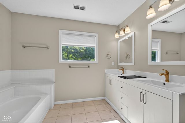 1135 Clairborne Court, Carmel, IN 46280