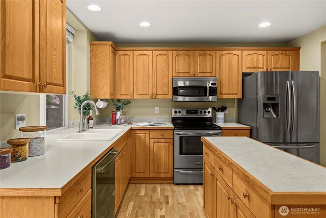 9204 181st Avenue E, Bonney Lake, WA 98391
