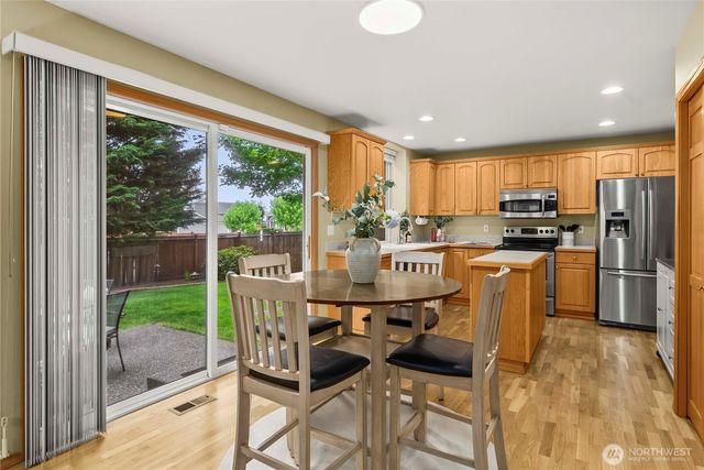 9204 181st Avenue E, Bonney Lake, WA 98391