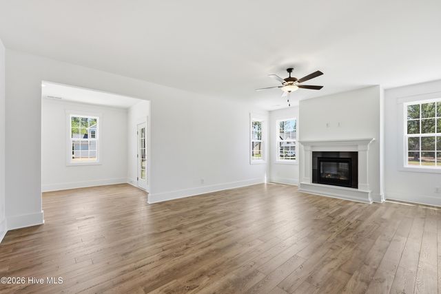 830 Winds Way, Aberdeen, NC 28315