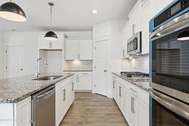 830 Winds Way, Aberdeen, NC 28315
