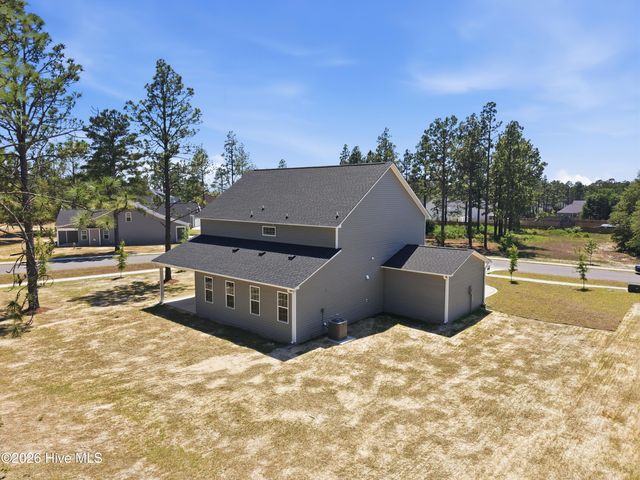 830 Winds Way, Aberdeen, NC 28315