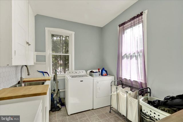 127 CHURCH AVE, Ephrata, PA 17522