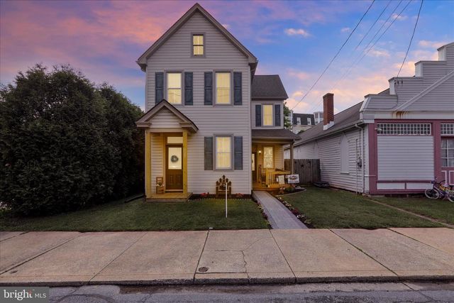 127 CHURCH AVE, Ephrata, PA 17522