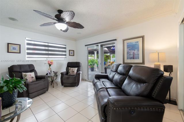 6320 E 4th Avenue, Hialeah, FL 33013