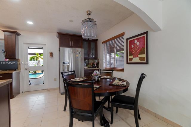 6320 E 4th Avenue, Hialeah, FL 33013
