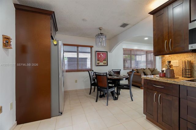 6320 E 4th Avenue, Hialeah, FL 33013