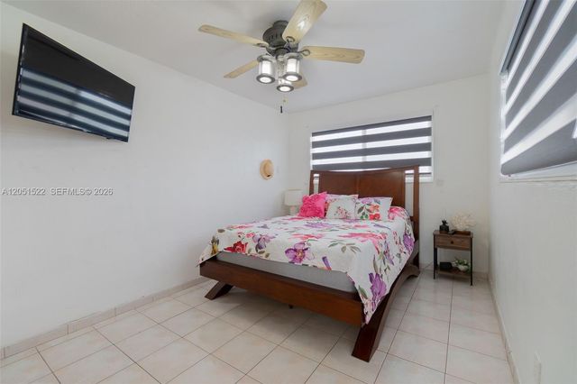 6320 E 4th Avenue, Hialeah, FL 33013