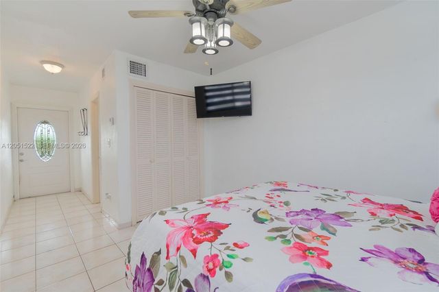 6320 E 4th Avenue, Hialeah, FL 33013