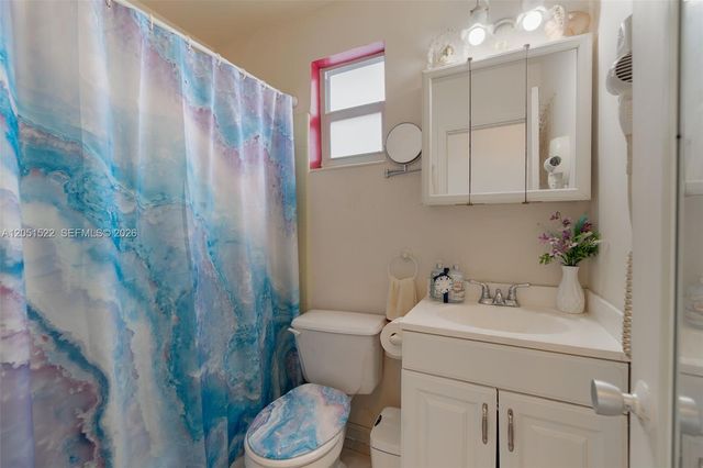 6320 E 4th Avenue, Hialeah, FL 33013