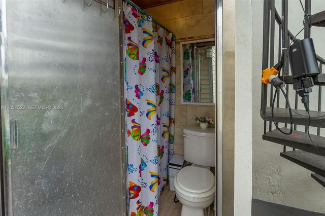 6320 E 4th Avenue, Hialeah, FL 33013