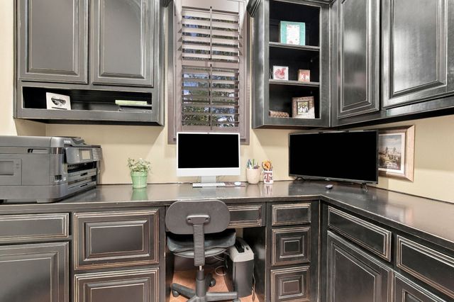 1407 Long And Winding Road, Mansfield, TX 76063