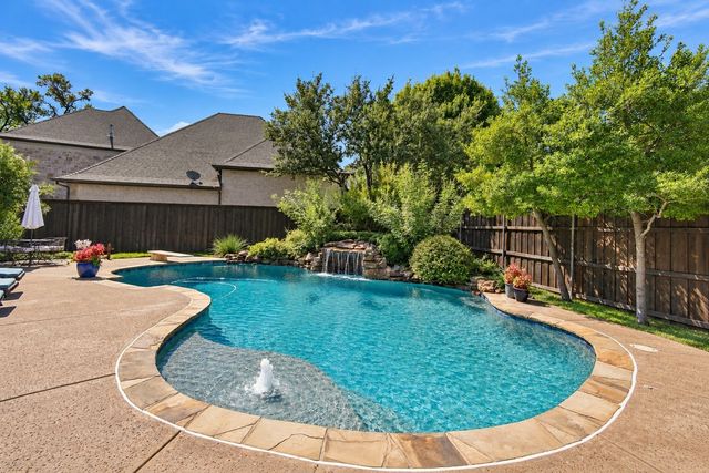 1407 Long And Winding Road, Mansfield, TX 76063